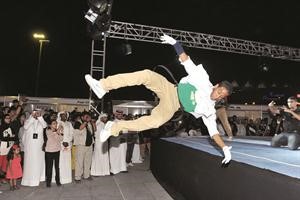 جانب من استعراضات ستيج جروب﻿