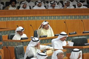 محمد الجويهل في احدى الجلسات السابقة﻿