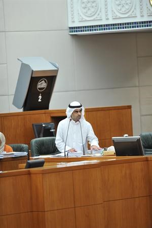 رياض العدساني متحدثا