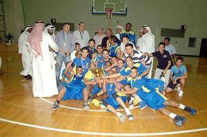 لاعبو الساحل وفرحة الفوز بالكاس لاول مرة 	عادل يعقوب﻿