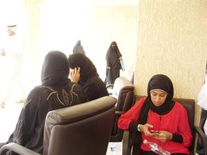 جانب من الموظفات المضربات﻿