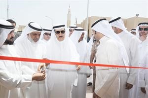 الحجي يقص الشريط ايذانا بافتتاح ديوانية العارضية	 قاسم باشا﻿