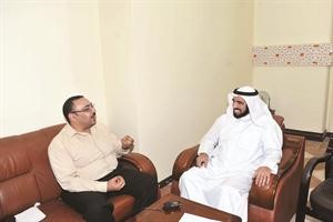 دطارق السويدان متحدثا للزميل اسامة دياب