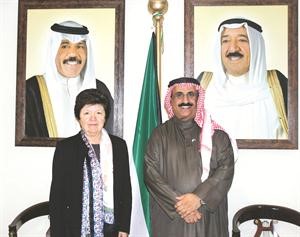 السفير سعود الرومي مع السفيرة فيلما مارتينز﻿