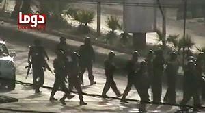 صورة بثها ناشطون لانتشار القوات السورية في دوما بريف دمشق