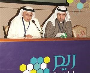 عادل الصبيح متحدثا خلال الحدث
