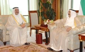 صاحب السمو الامير خلال لقائه الشيخ احمد الحمود﻿