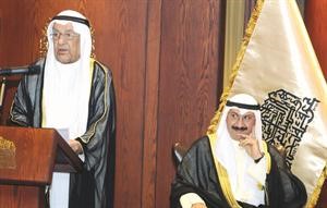 علي الغانم متحدثا في تكريم الشيخ سالم العبدالعزيز﻿