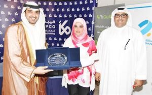 وممثل صاحب السمو الامير وزير الاعلام في جناح الشركة ﻿