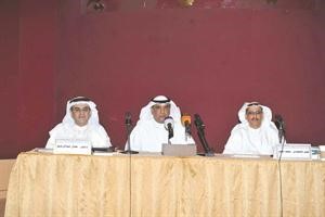 دجمال عبدالرحيم ومحمد المطوع خلال الندوة متين غوزال