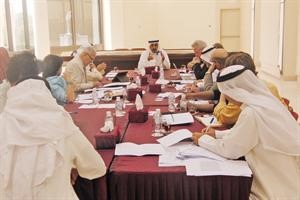 جانب من اجتماع اللجنة العليا المنظمة للدورة الثالثة عشرة﻿