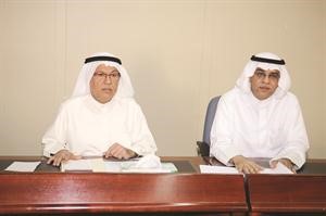 موسى علي ابو طالب مترئسا عمومية الشركة 	قاسم باشا﻿