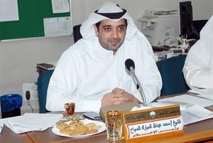 وزير الاعلام الشيخ محمد العبدالله اثناء حضور اللجنة﻿