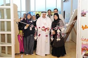 القطان والعلي يفتتحان المعرض اسامة ابوعطية
