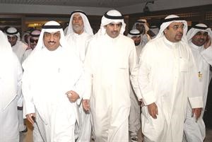 عبدالرحمن العنجري وخالد الطاحوس ومسلم البراك يتوجهون لتقديم استجواب وزير المالية﻿