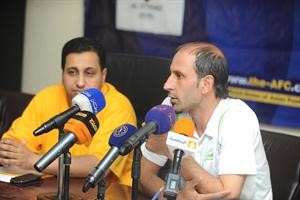 مساعد مدرب الاتحاد مصطفى جبرتي هاني الشمري
