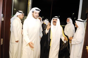 خالد الفضالة مرحبا بالشيخ مشعل الاحمد خلال افتتاح ديوان الفضالة في الفيحاء	قاسم باشا