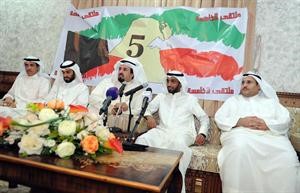 د عبيد الوسمي متحدثا خلال الندوة﻿
