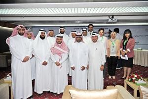 لقطة تذكارية للمشاركين في المؤتمر