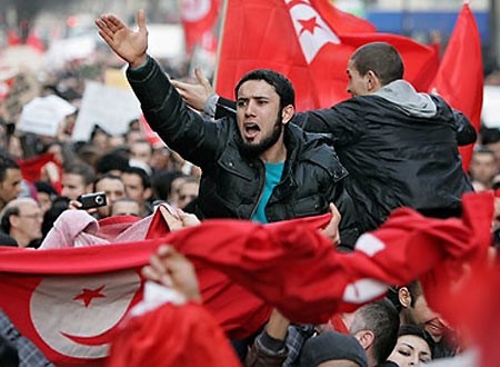 تونس تمنح ترخيصاً لأول حزب سلفي