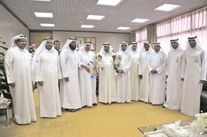جمال الشهاب ودعادل الفلاح مع اعضاء اللجنة الرياضية﻿
