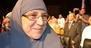 زوجة محمد مرسي تظهر لأول مرة في مؤتمره الانتخابي بالجيزة