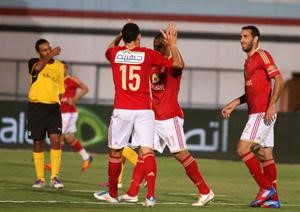 لاعبو الاهلي يسعون لتخطي عقبة الملعب المالي
