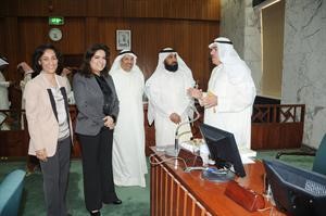 مموسى الصراف ومانع العجمي ووليد الجاسم وماشواق المضف وممنى بورسلي 	فريال حماد﻿