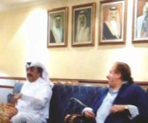 الفنان عبدالحسين عبدالرضا ومحمد المنصور في قاعة التشريفات البحرينية