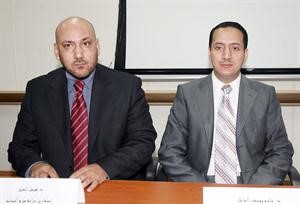 دالهاشل ودالساير يتحدثان في المؤتمر الصحافي﻿