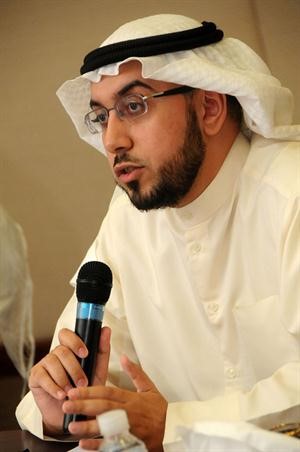 اسامة الشاهين متحدثا﻿
