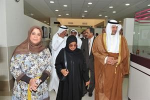 وزير الصحة في جولة بالمركز﻿
