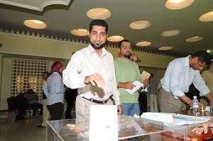  وناخب يدلي بصوته في الانتخابات الرئاسية