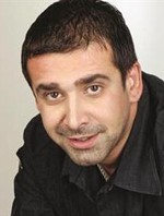 كريم عبد العزيز﻿