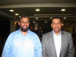 عمار العجمي و دحمد المطر اثناء مشاركتهما في المنتدى الدولي الرابع للتجارة والتمويل في مدينة قازان الروسية﻿