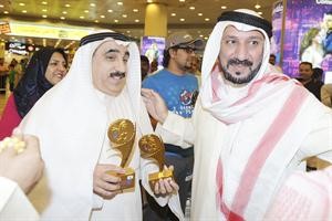 سامي العنزي في استقبال وكيل الاذاعة يوسف مصطفى