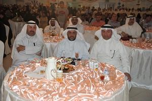 عبدالله الحربي متوسطا محمد السعيدي ودخالد العنزي	سعود سالم﻿