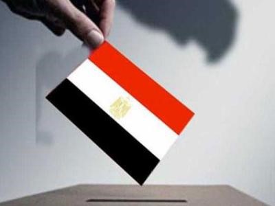 منح العاملين المصريين بالدولة يوم إجازة لتمكينهم من التصويت في "الرئاسة"