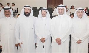 عبدالله المطيري والنائبان د علي العمير وفيصل اليحيى يتقدمون الحضور﻿