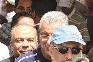 الكتاتني لدى وقوفه في الطابورموقع المصري اليوم