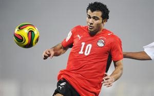 عماد متعب تحت مجهر هاني رمزي

