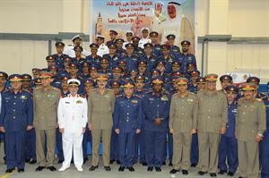 رئيس الاركان مع بعض المرقين
