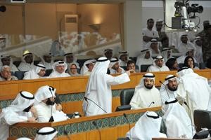 وليد الطبطبائي يرد على الصقر
