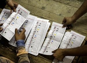 فرز الاصوات استمر حتى وقت متاخر مساء امس افپ