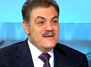 «الوفد» ينفي تأييد شفيق في الإعادة و«6 أبريل»: لن ندعمه.. ونفاوض الإخوان