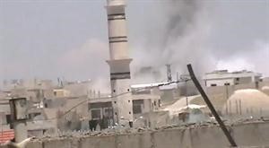 صورة بثها ناشطون لما قالوا انه قصف القوات النظامية لمدينة خان شيخون بمحافظة ادلب