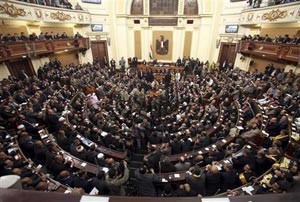 ثلث نواب مجلس الشعب المصري ملقبون بـ «أبوالهول»