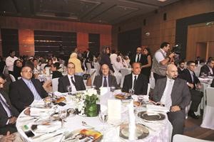 جانب من الحضور الكبير لحفل اعلان دورة برامج الوطن في رمضان 2012﻿