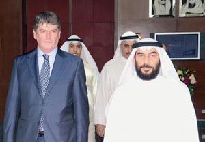 علي الزبيد مستقبلا الرئيس بامير توبي ﻿