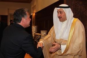 العاهل الاردني خلال لقائه الشيخ فيصل الحمود﻿